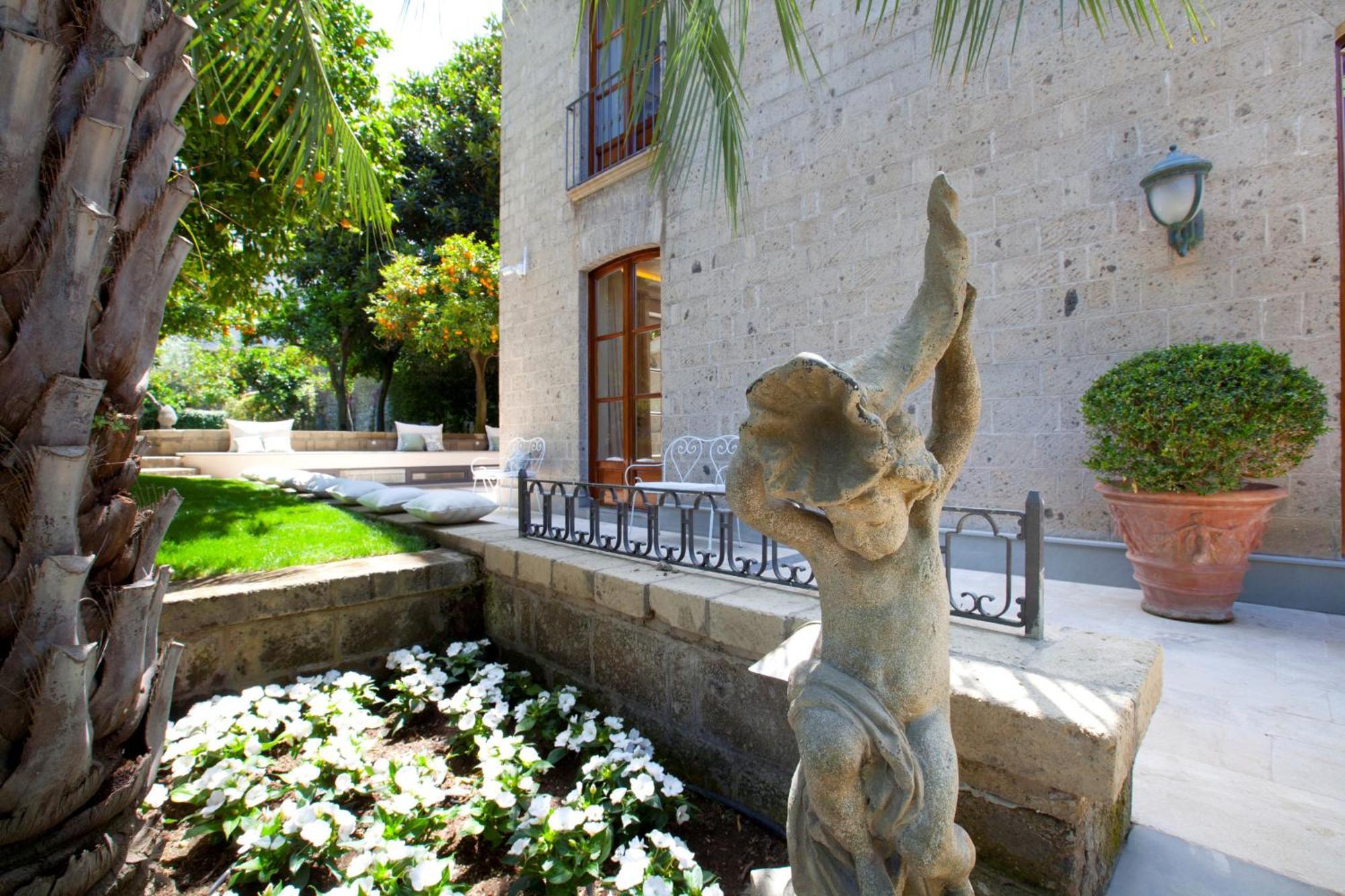 Amore Rentals - Villa Ebe Sorrento Exterior photo